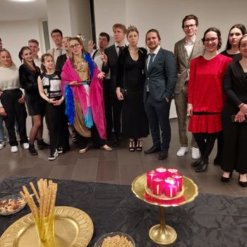 20230310_Krimidinner ehemalige Firmlinge1.jpg